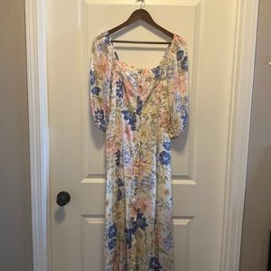 Maxi floral dress - NWT